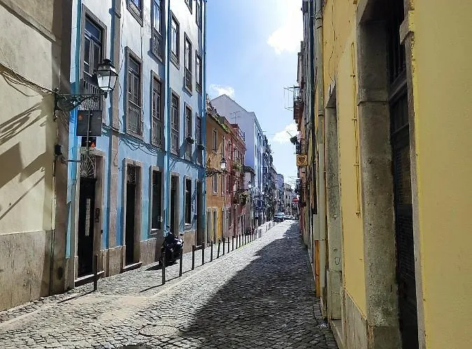 In Bairro Alto 3*
